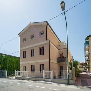 Duca D'aosta 31 Affittacamere